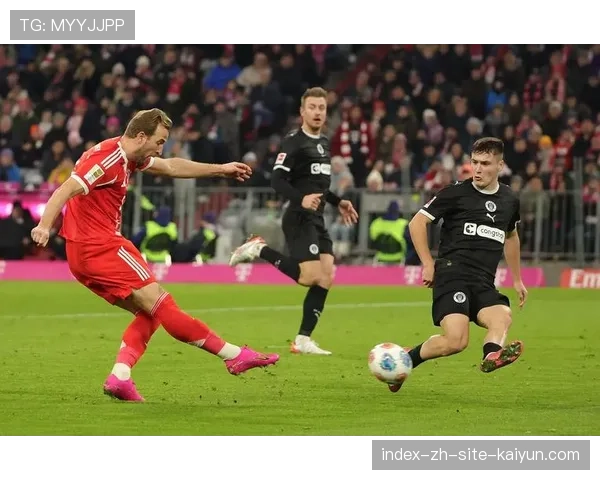 孔帕尼战术改革见效 拜仁主帅塑造德甲新风格